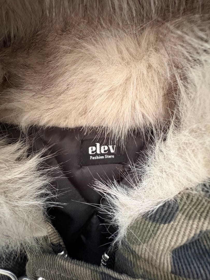 elev エレブ ファー付き 迷彩ファイヤーマンジャケット - メルカリ