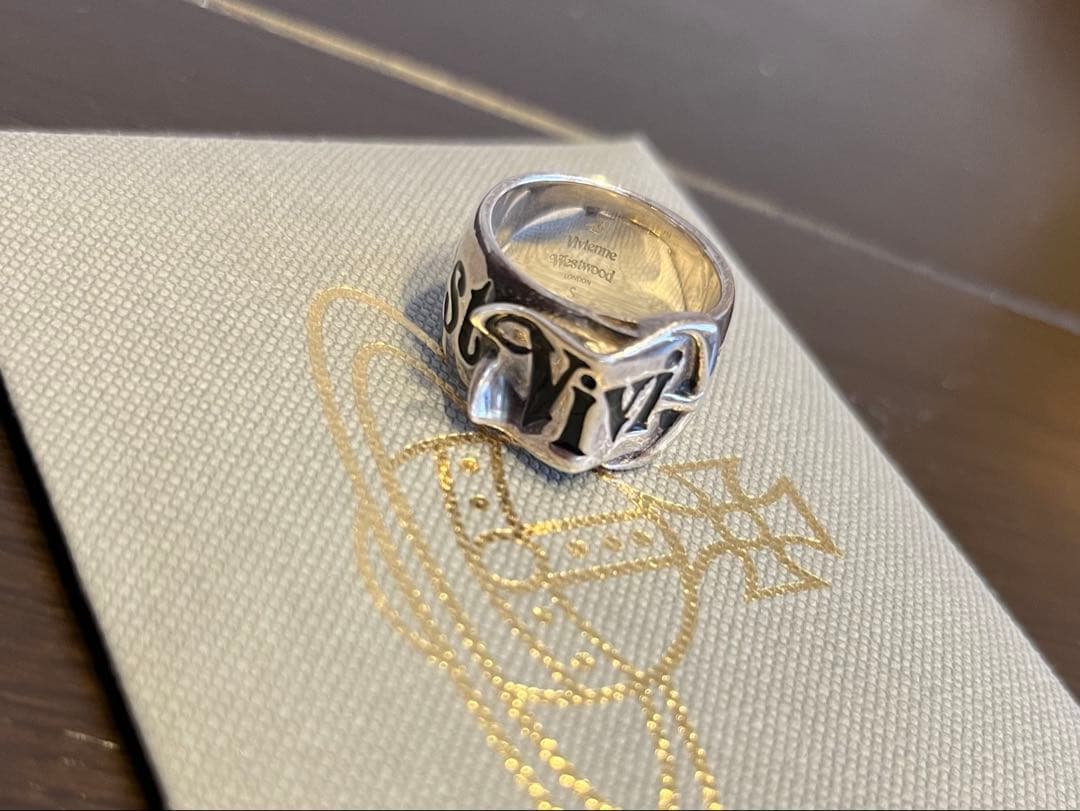 ヴィヴィアン ベルトリング S - メルカリ