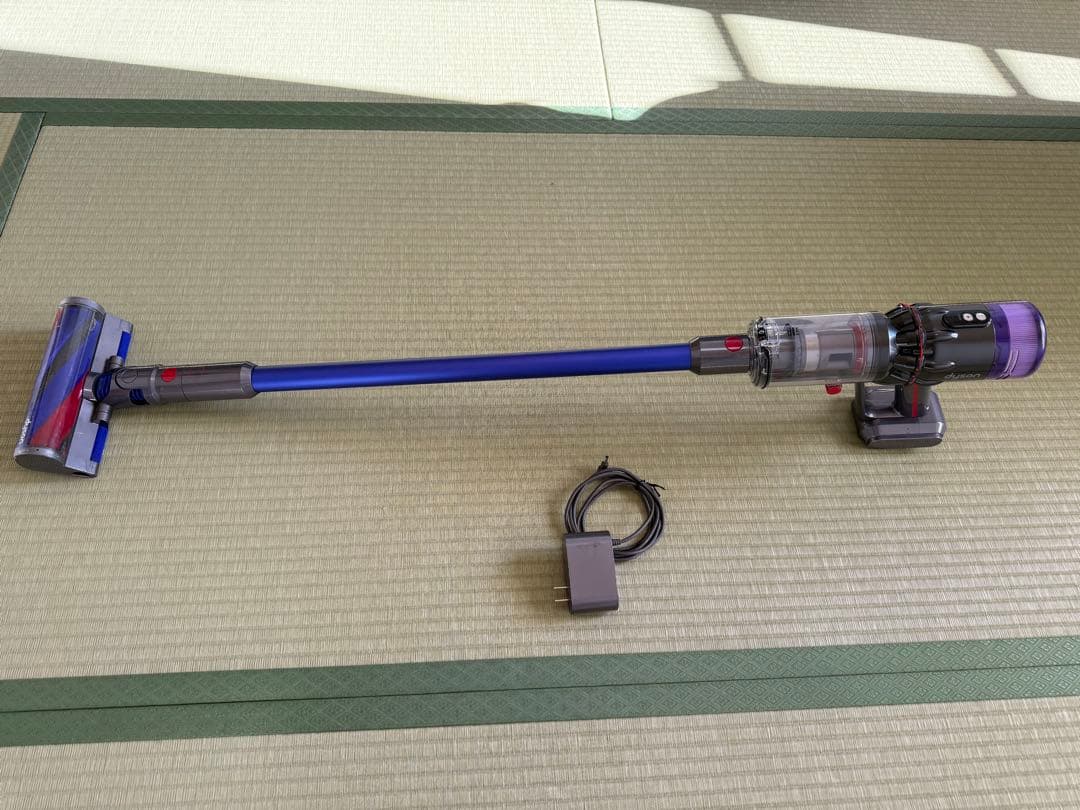 Dyson 軽量スティッククリーナー SV21本体 モーターヘッド付き