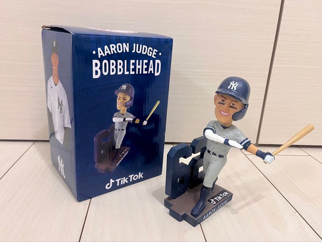 M*P様 アーロン・ジャッジ　ボブルヘッド 62本塁打記念　 ヤンキースタジアム
