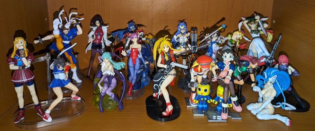 『ナムコクロスカプコン』女性キャラフィギュア17個セット