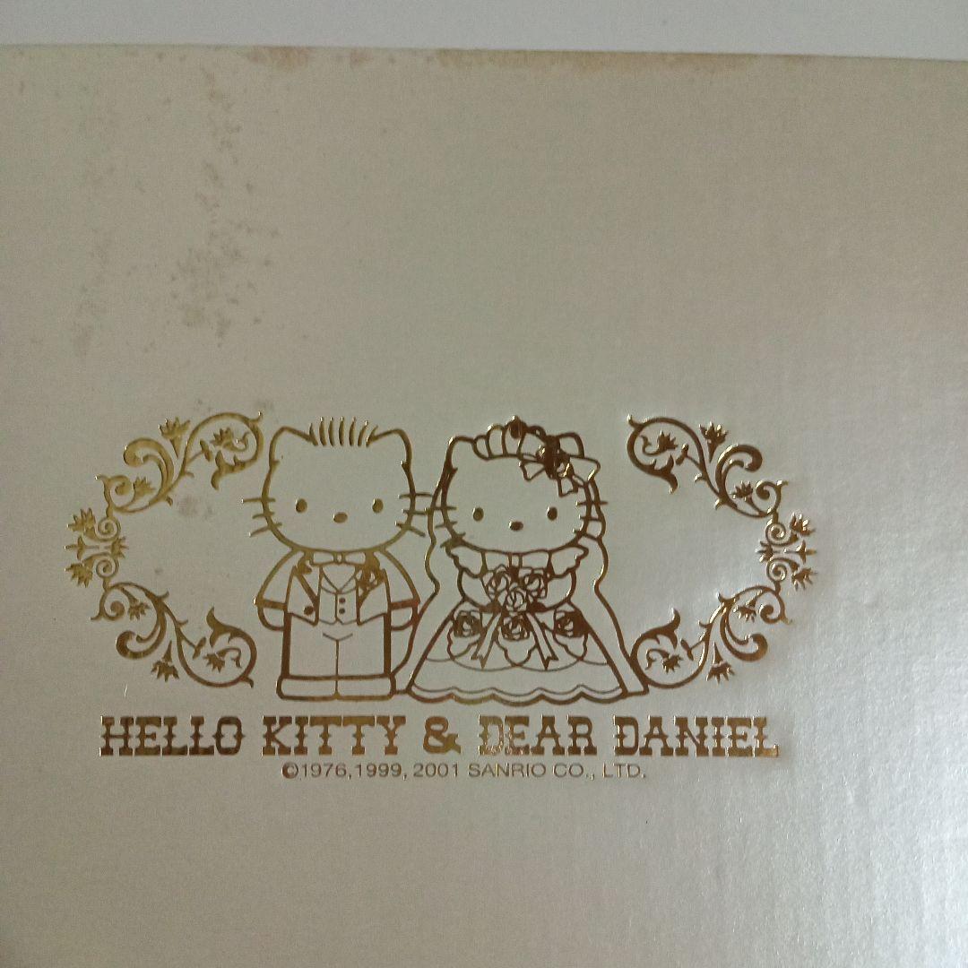 レア‼️ハローキティ＆ ダニエル ウェディングマグカップペアセット