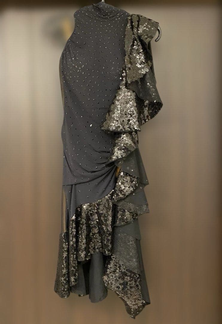 再再再値下げ！ラテンドレス 社交ダンス　タカダンス　ブレス・ピアス付き