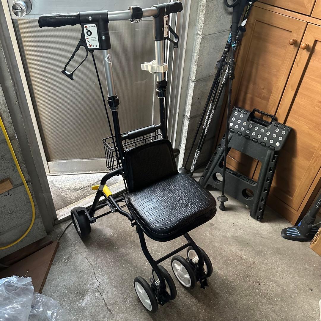 シルバーカー　手押し車