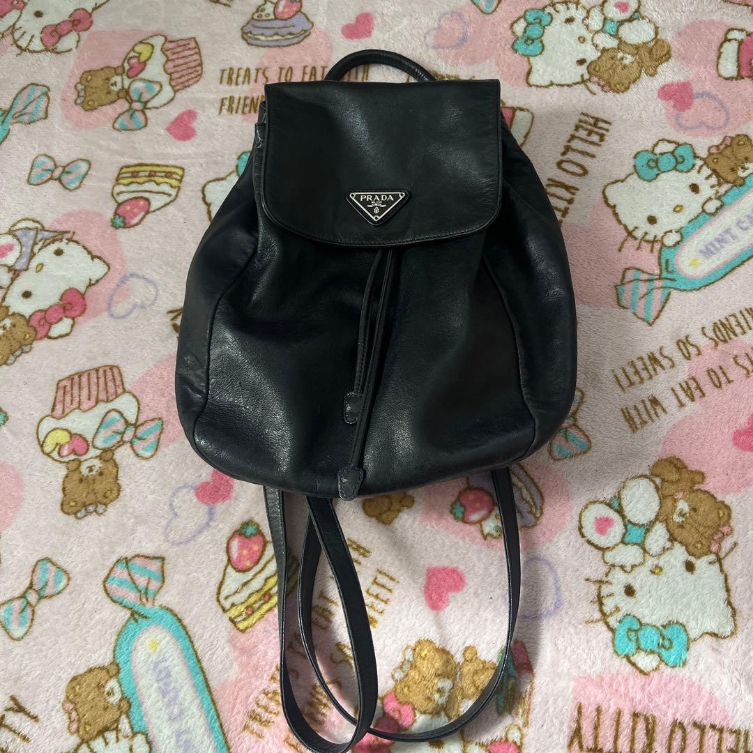 晴子　PRADA オールレザー リュック ブラック