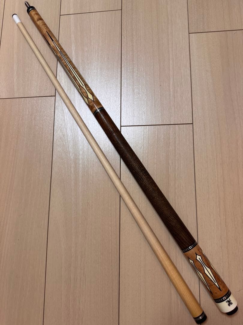 ビリヤード　レジェンド　アダム　キュ－