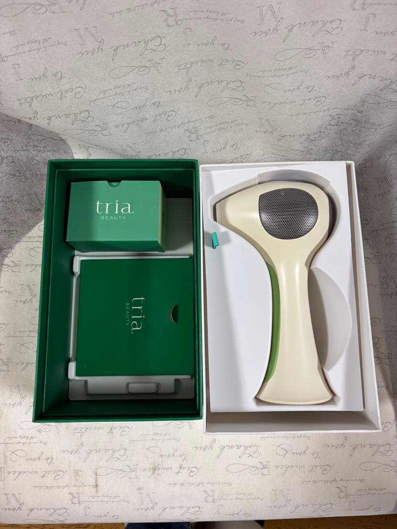 動作確認済み　トリア 脱毛器 本体 充電器付き 楽天市場】脱毛器 レーザー脱毛器 トリア 4X メンズ レディース 家庭用