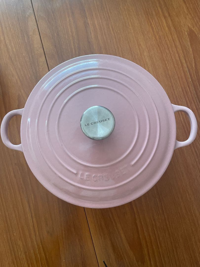 LE CREUSET シフォンピンク 両手鍋 24cm LE CREUSETル・クルーゼ シフォン ピンク 14cmシルバーツマミ両手鍋
