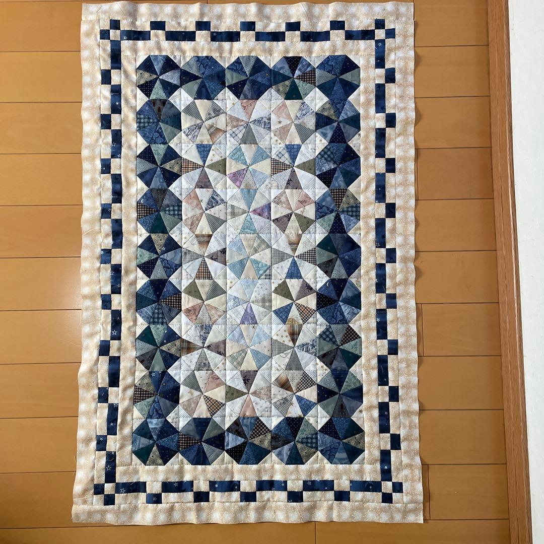 パッチワーク　キルトトップ　カレイドスコープ　万華鏡