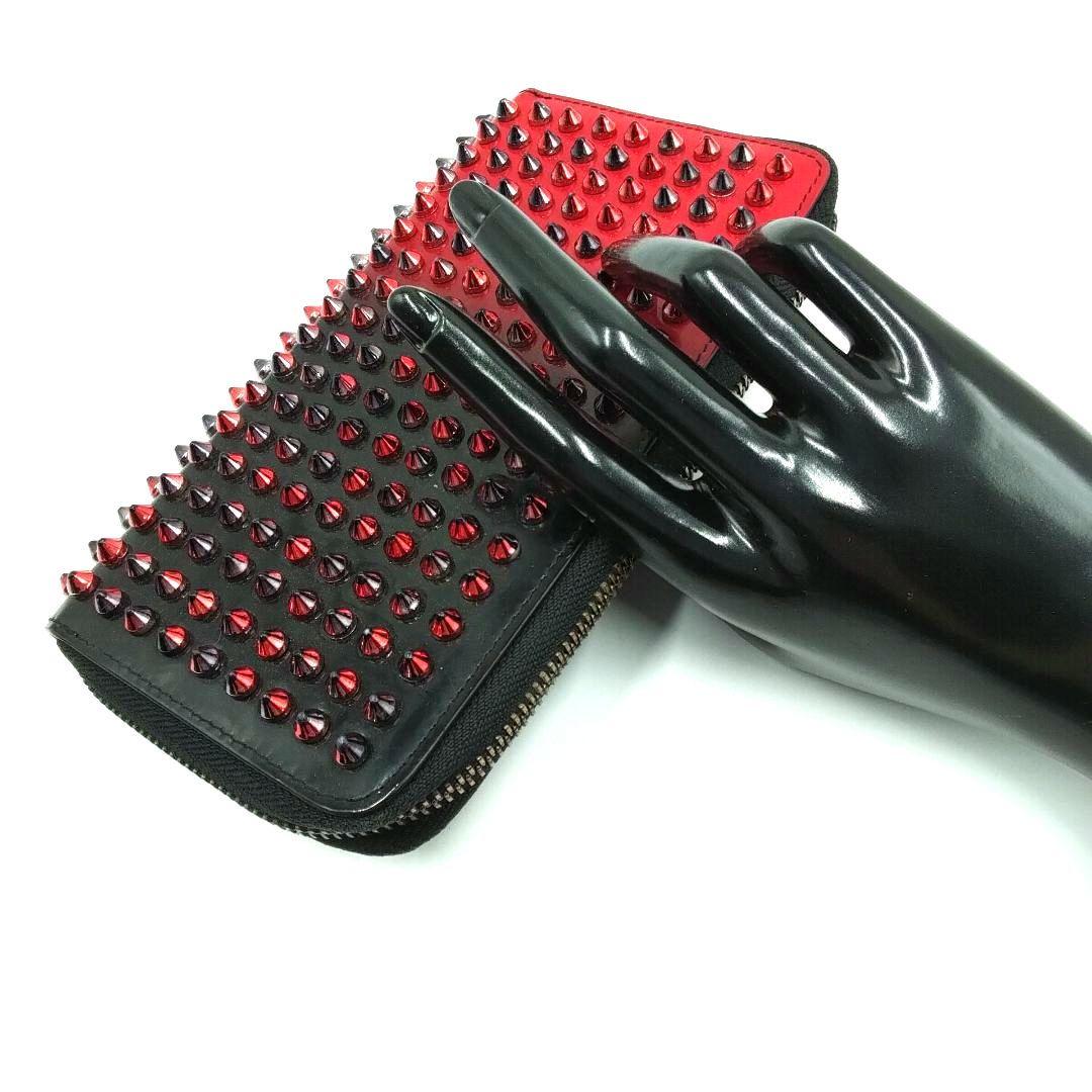 Christian Christian Louboutin ルブタン 長財布 スタッズ 黒×赤メンズ