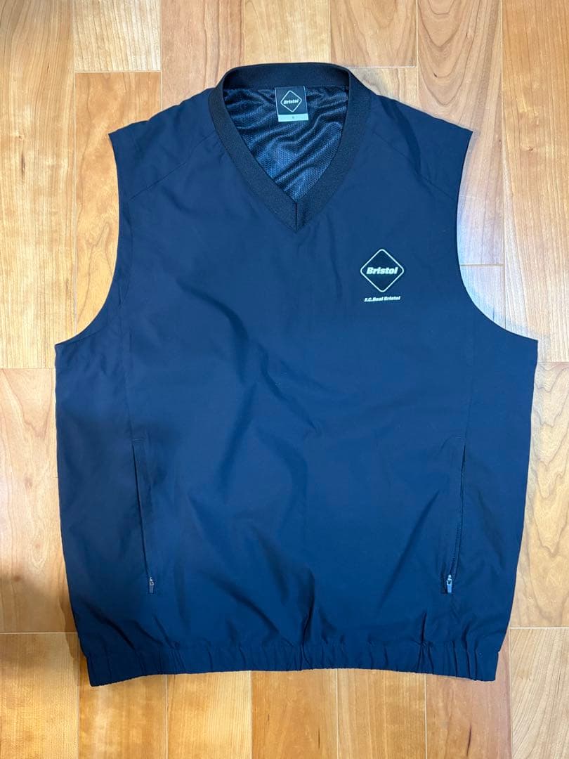 即日発送　2024SS ベンチレーションベスト　ブラック　Sサイズ 楽天市場】今だけ☆5500円！ノーカラーVネックベスト(bel-hr-0627