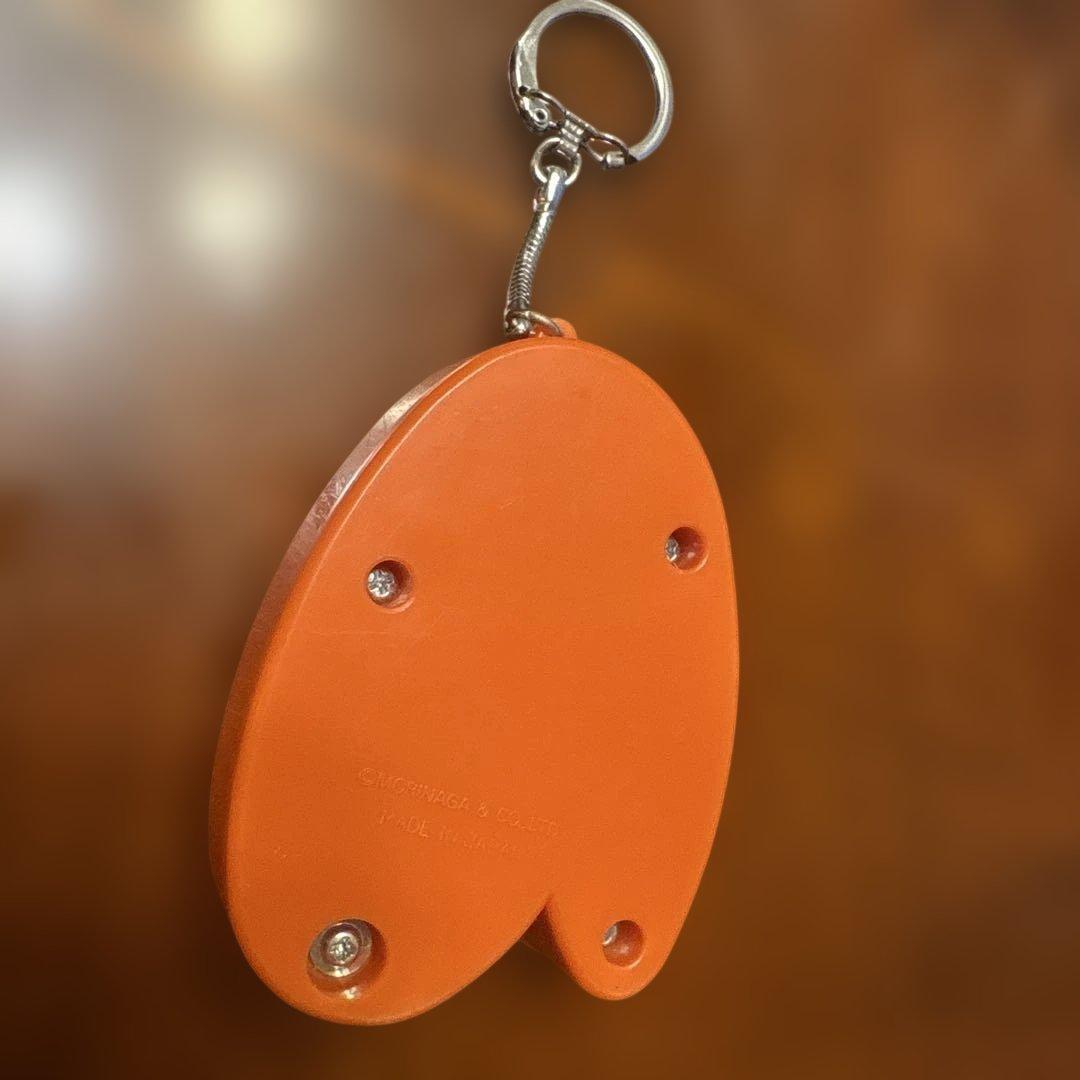 レア？ キョロちゃん チョコボール入れ キーホルダー - メルカリ