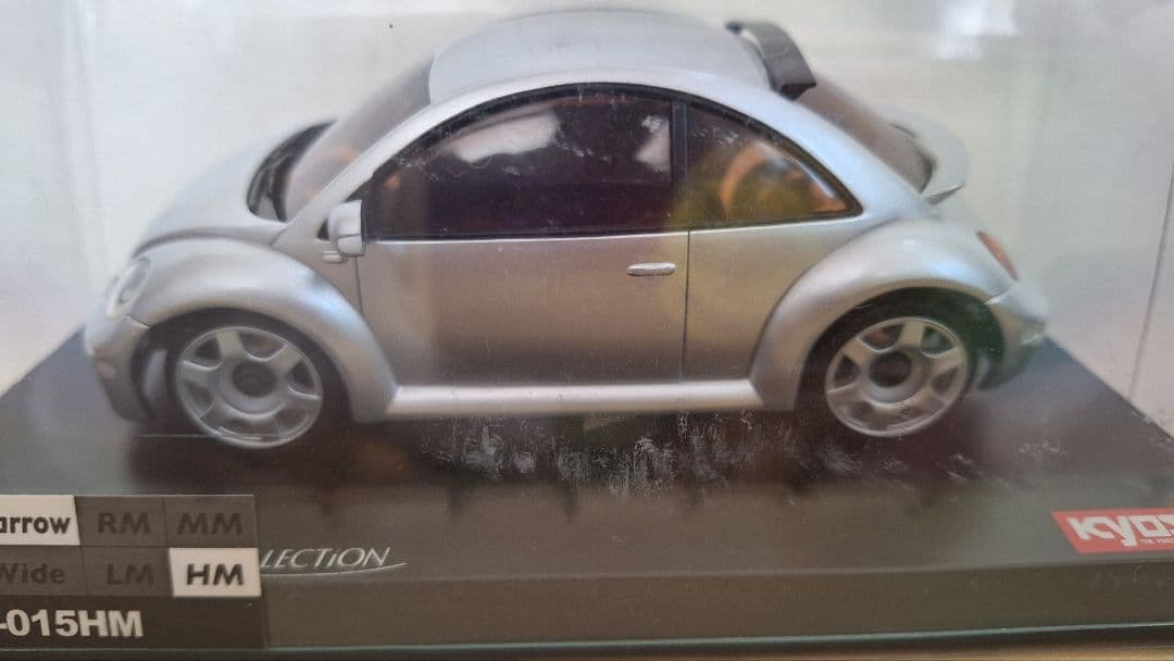 京商 ミニッツ ボディ　ニュービートル シルバー