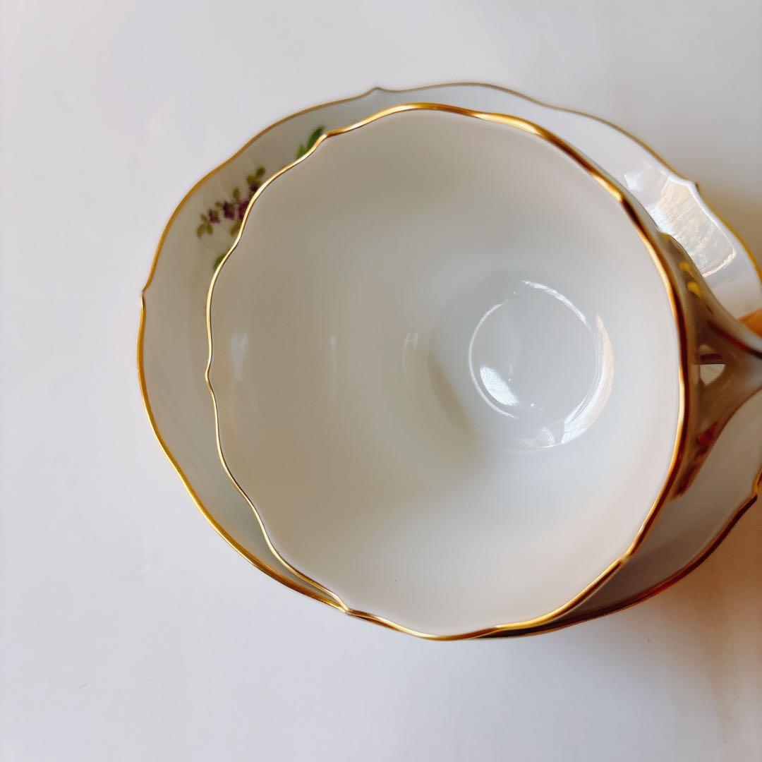 マイセン】カップ＆ソーサー フラワーブーケ・昆虫モチーフ 金彩