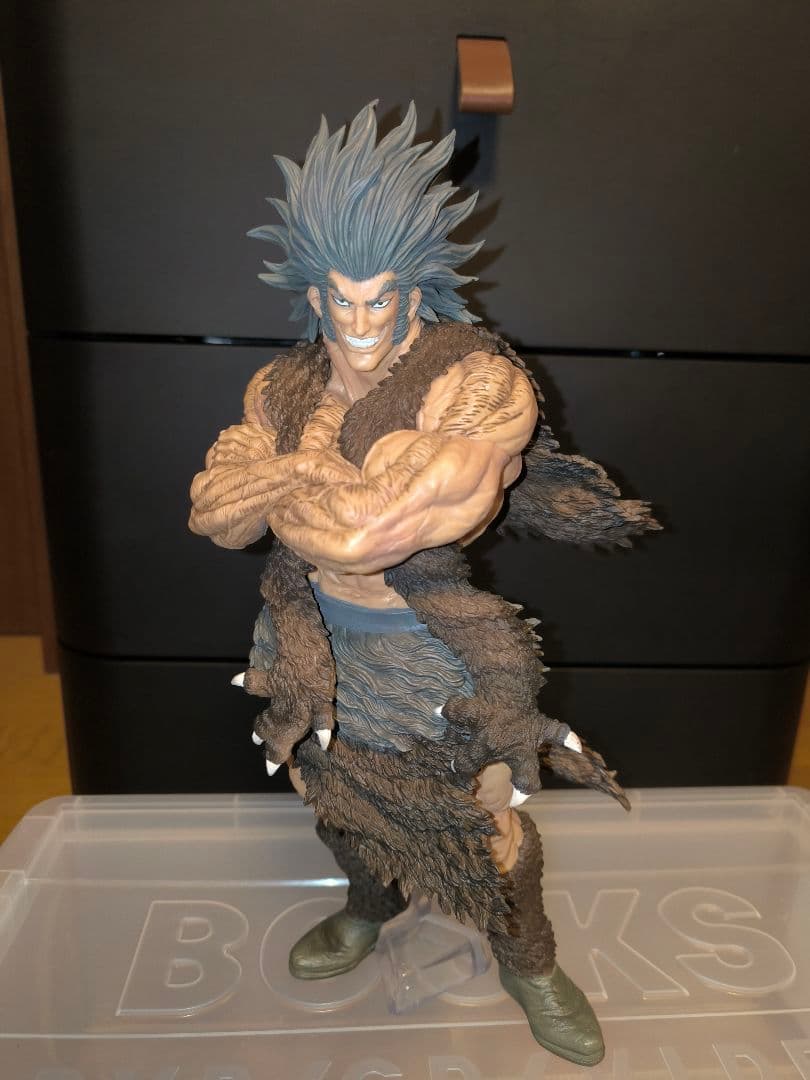 ハンターハンター　ウボォーギン　一番くじ　ウボォーギンフィギュア