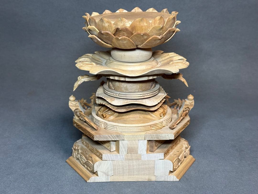 白檀 金泥書 大如来3寸 六角ケマン台 木彫り 仏像 アンティーク 置物