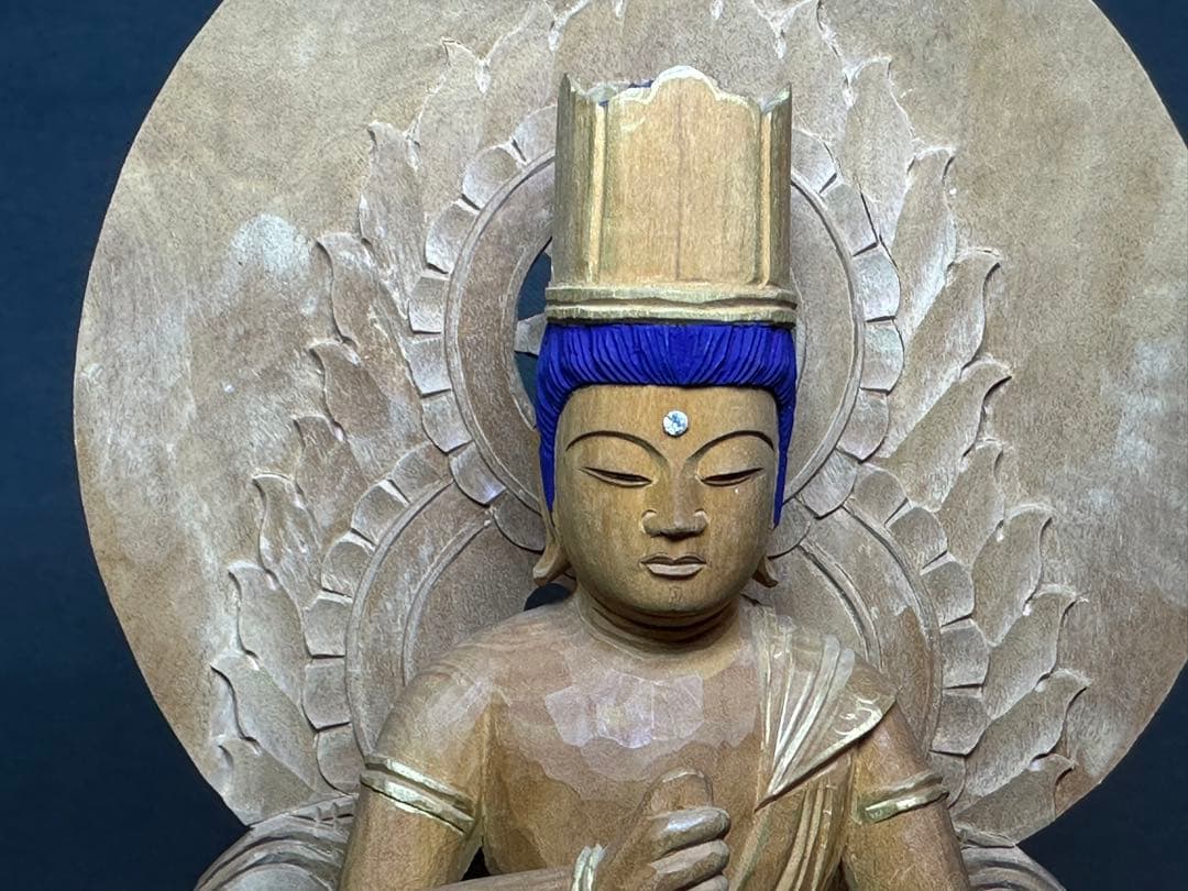 白檀 金泥書 大如来3寸 六角ケマン台 木彫り 仏像 アンティーク 置物