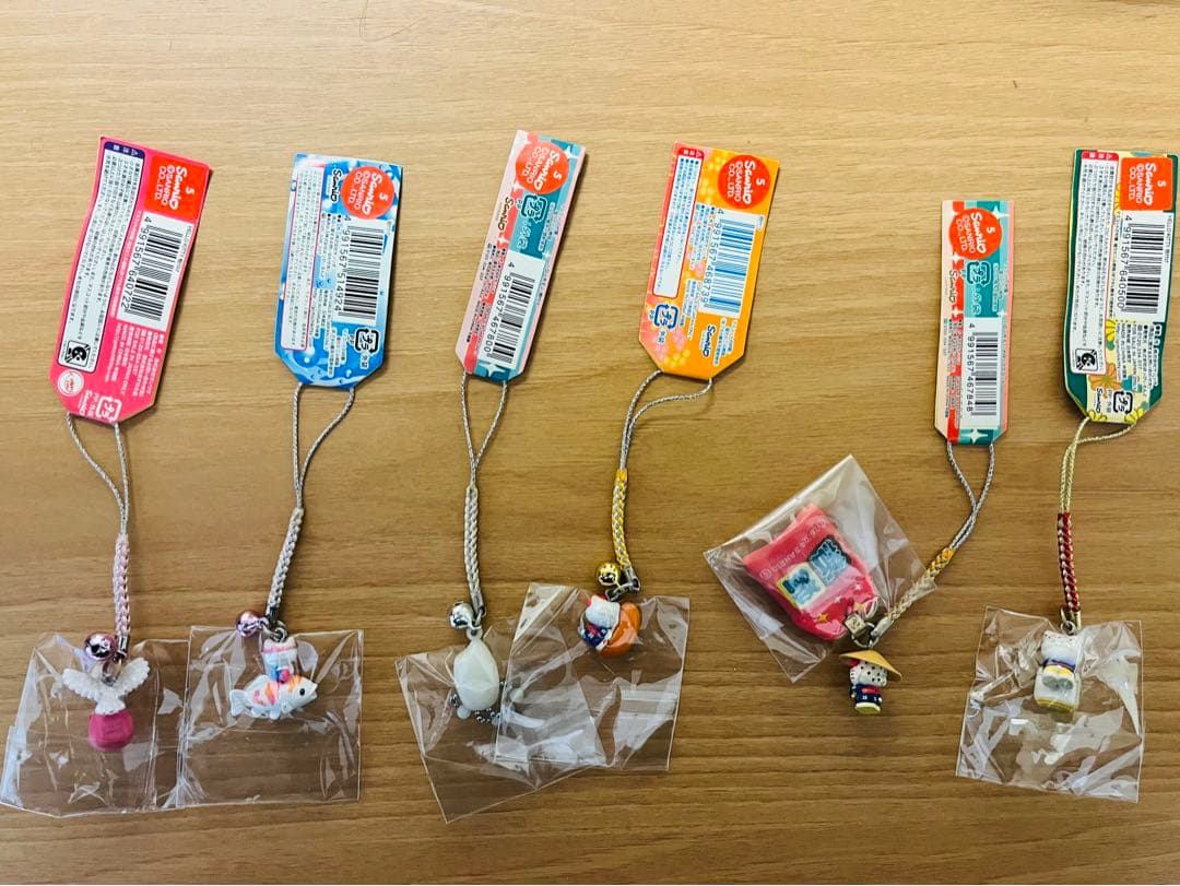 新品未使用/6個】ご当地キティ 新潟限定ver.根付けストラップ まとめ