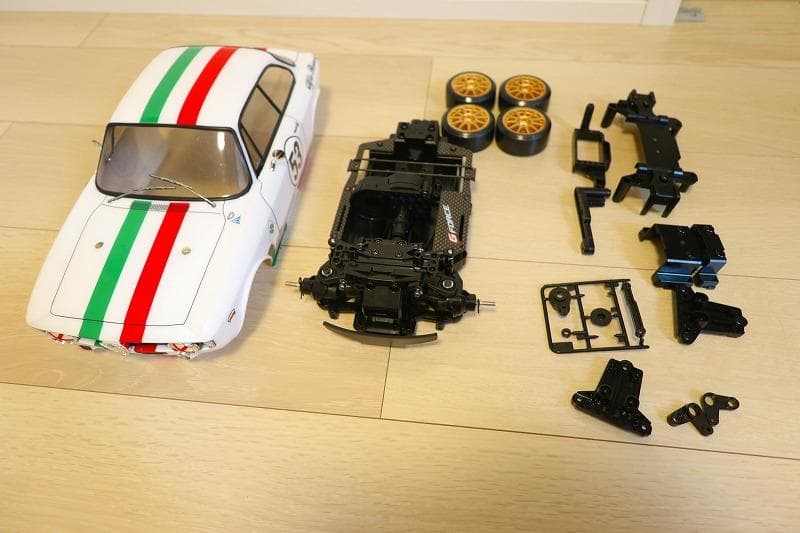 F*U様 ☆半完成☆　タミヤ　MB-01（ドリフト） yokomo reved ドリフトパッケージ2WD PANDEM GR86ボディ(ホワイト) レディトゥラン