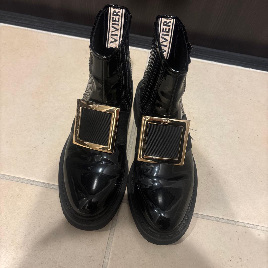Roger Vivier好きな方へショートブーツ　36 エナメル　レインシューズ