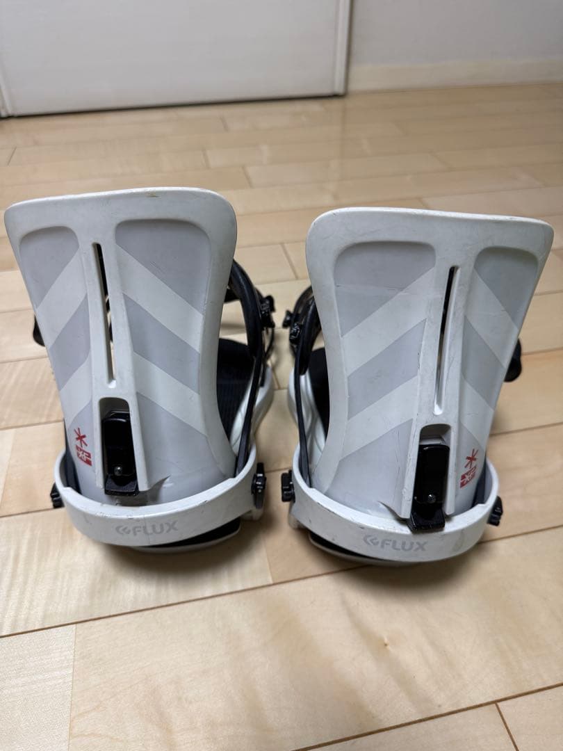 FLUX XFスノーボード ビンディング ホワイト/ブラック FLUX（フラックス） スノーボード ビンディング メンズ ディーエス DS