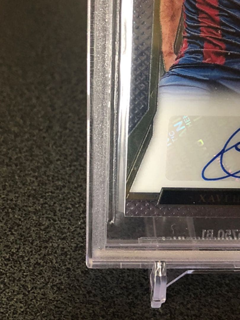 16-17 PANINI SELECT シャビ直筆サインジャージーカードの通販はau PAY