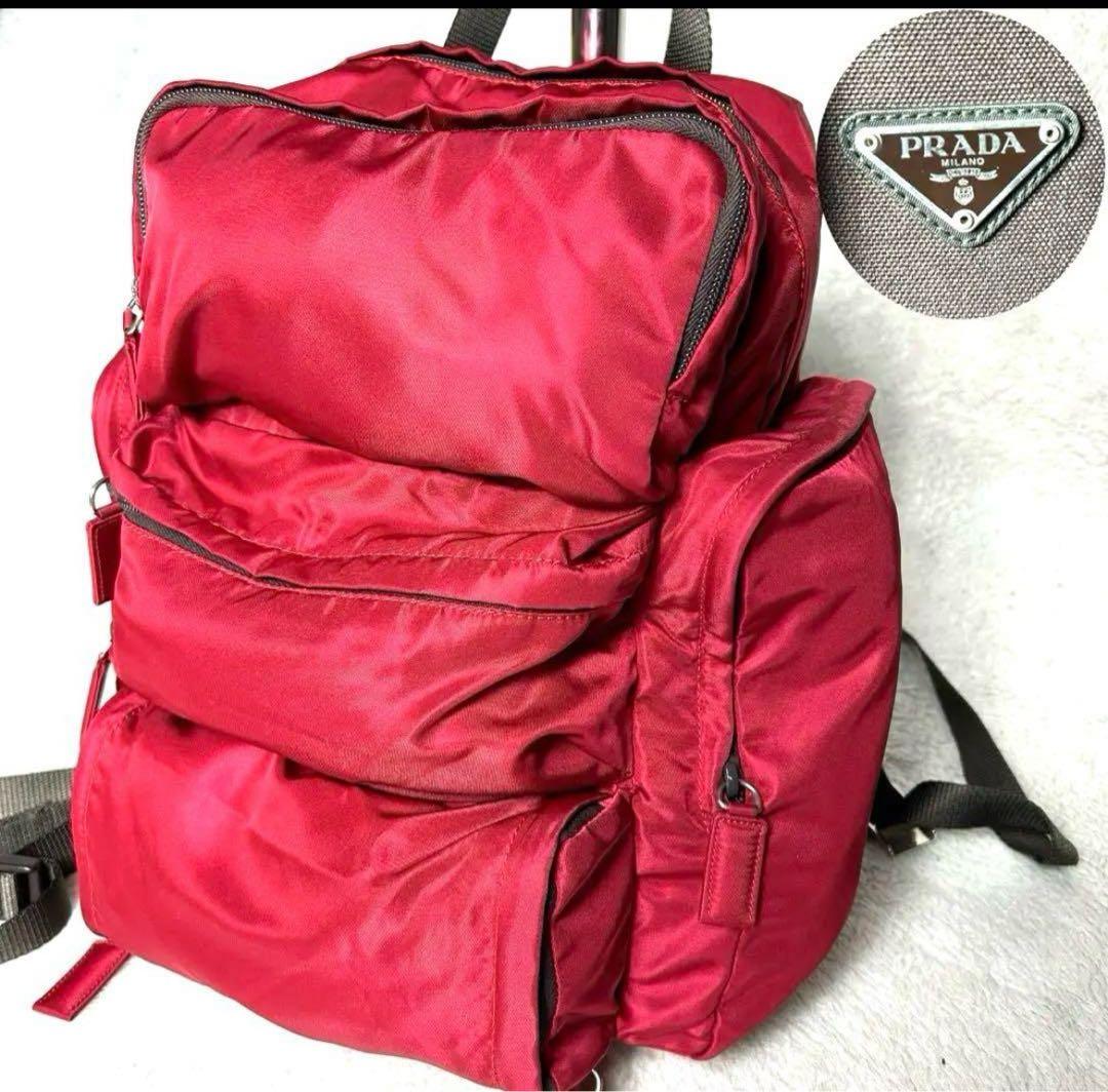 PRADA プラダ　リュック　三角ロゴ　多収納　レッド PRADA プラダリュック三角ロゴ多収納レッド
