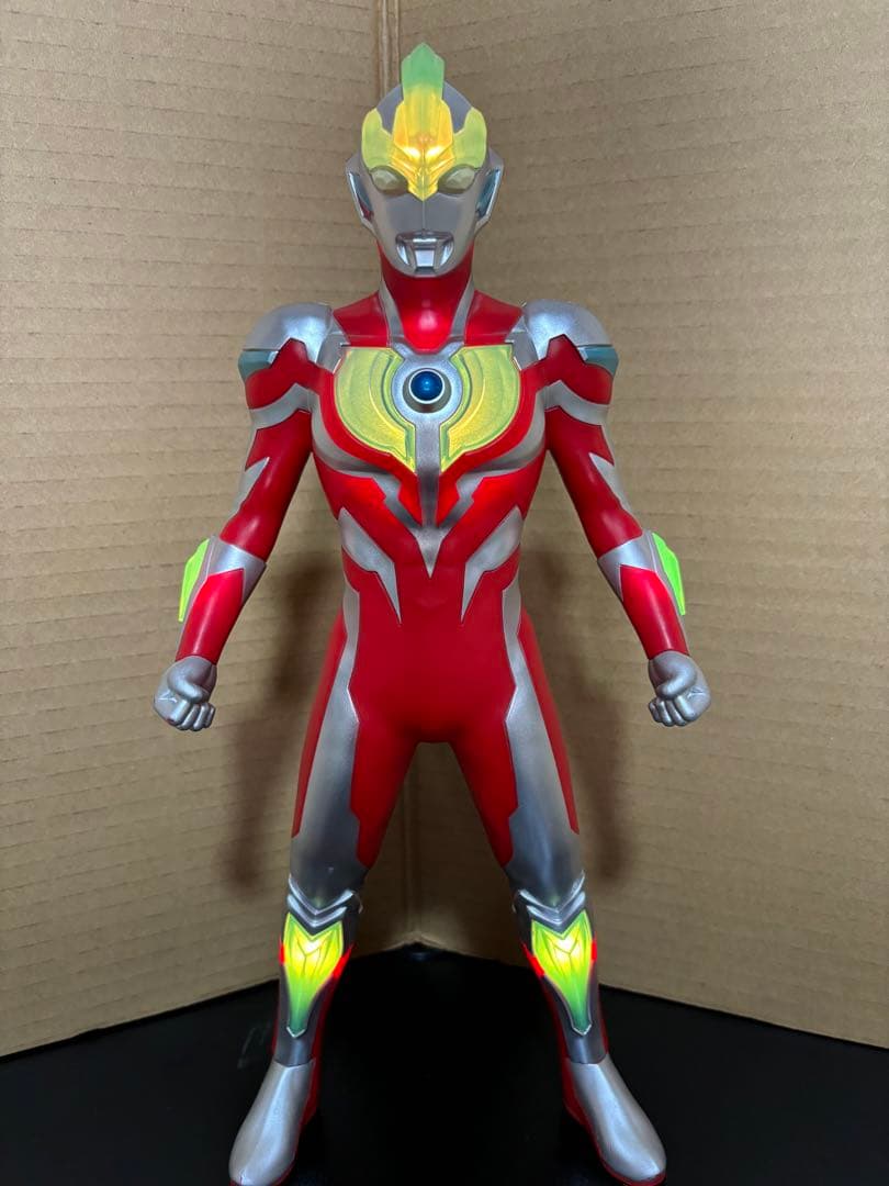 レア！BANDAI 超発光！DXウルトラマンギンガ 必殺技を光と音で