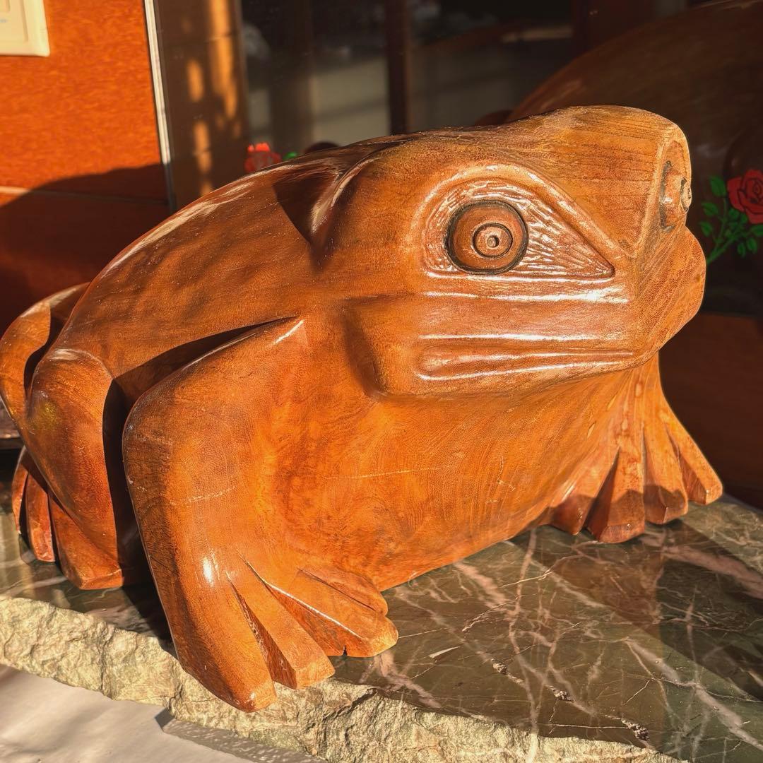 【希少・6kg】大型 木彫り 蛙（カエル） 縁起物 ホテル福田屋 同型 彫刻