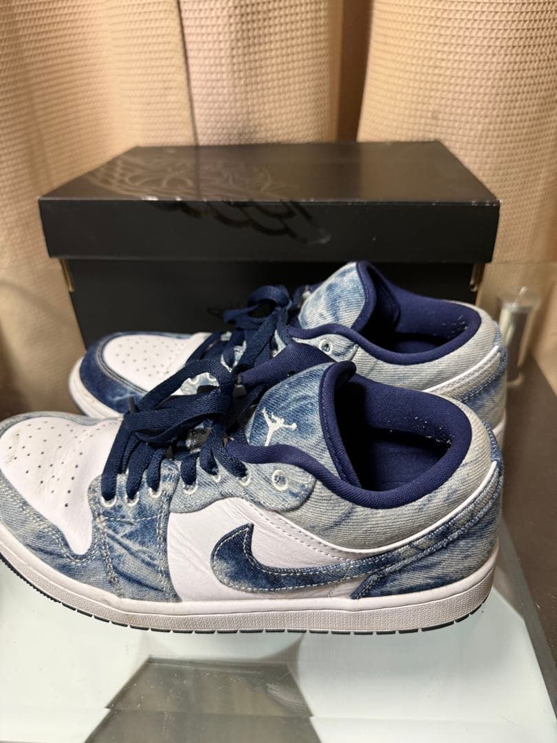 ナイキ エアジョーダン1ロー\