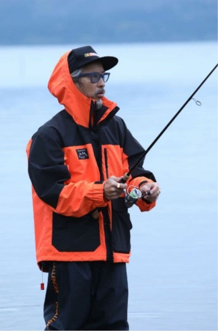 レア　チャレンジャー　マウンテンパーカー