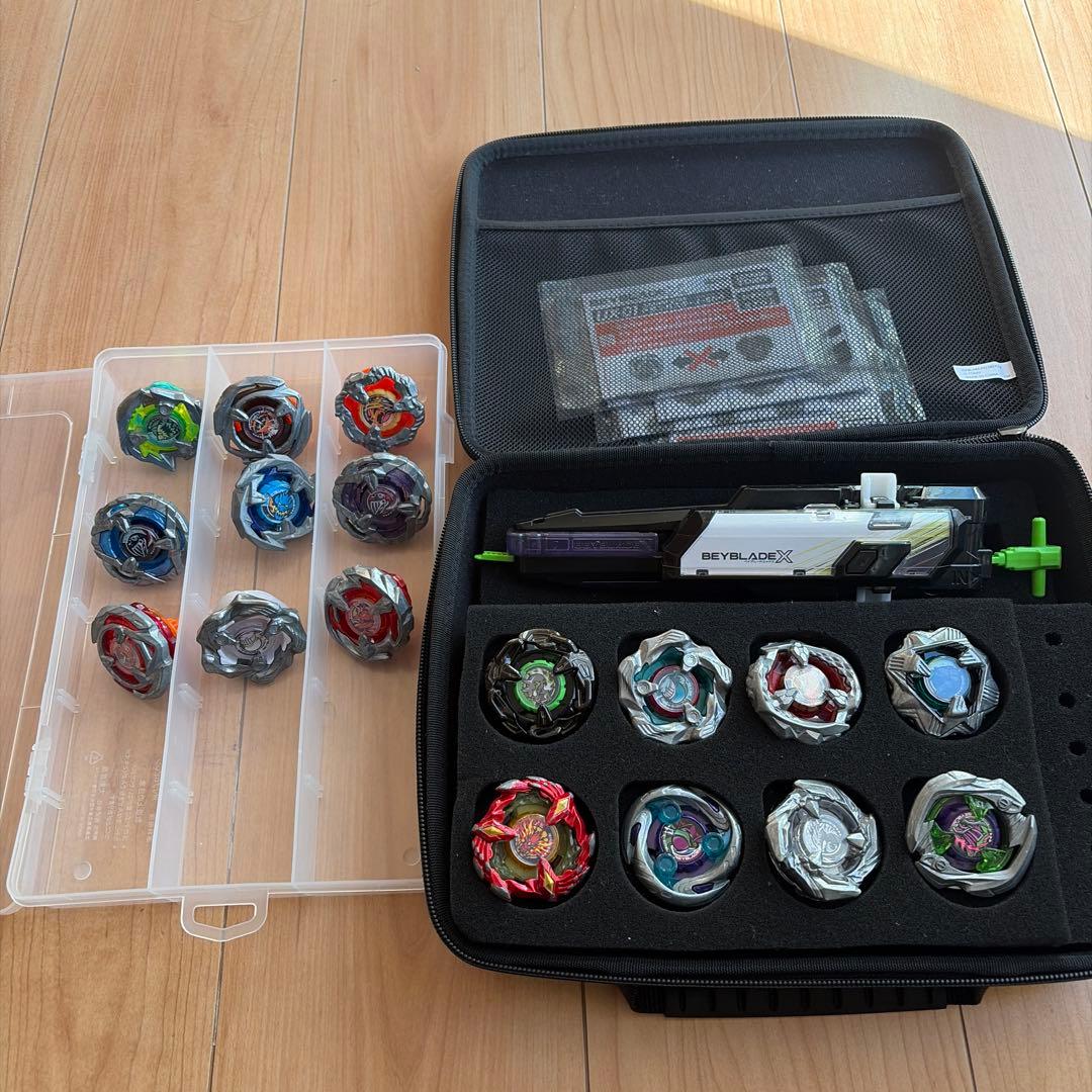 ベイブレードX ケース付き まとめ売り - メルカリ