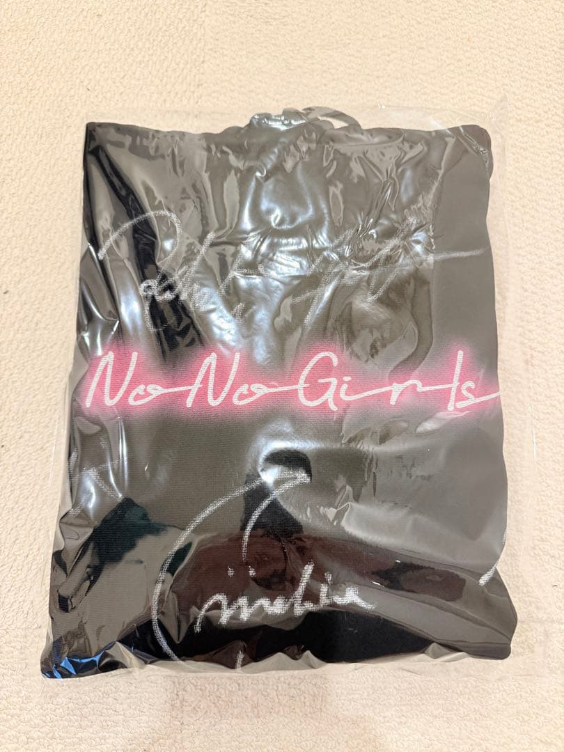 非売品　HANA ボディメンテ×ノノガ　直筆サイン入り　コラボパーカー