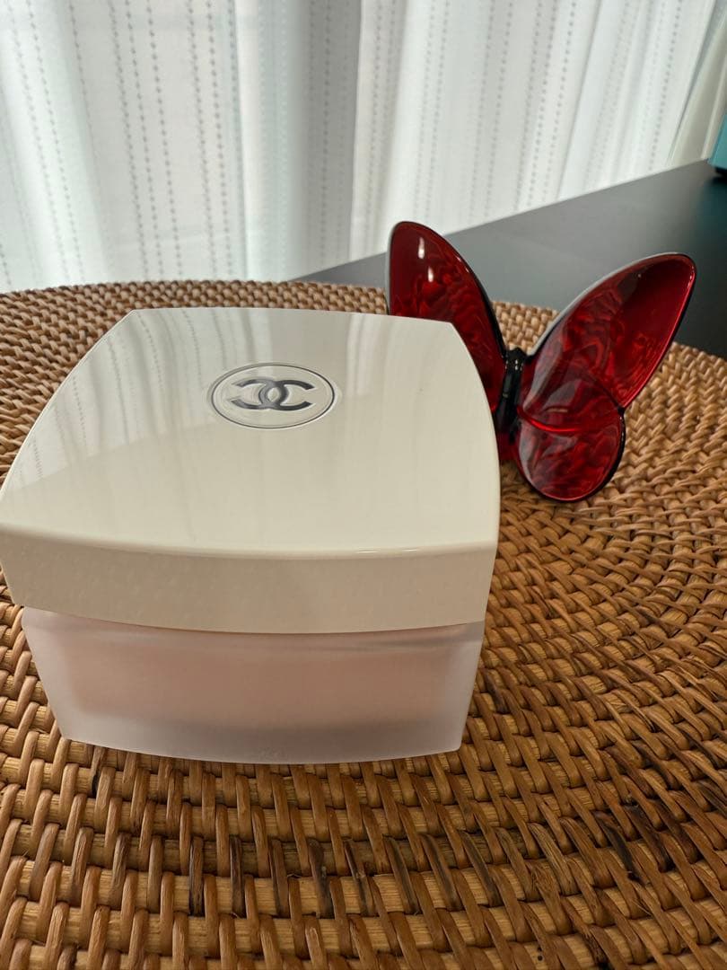 【お値下げ交渉さま専用】シャネル N°5 ザ ボディクリーム 150g