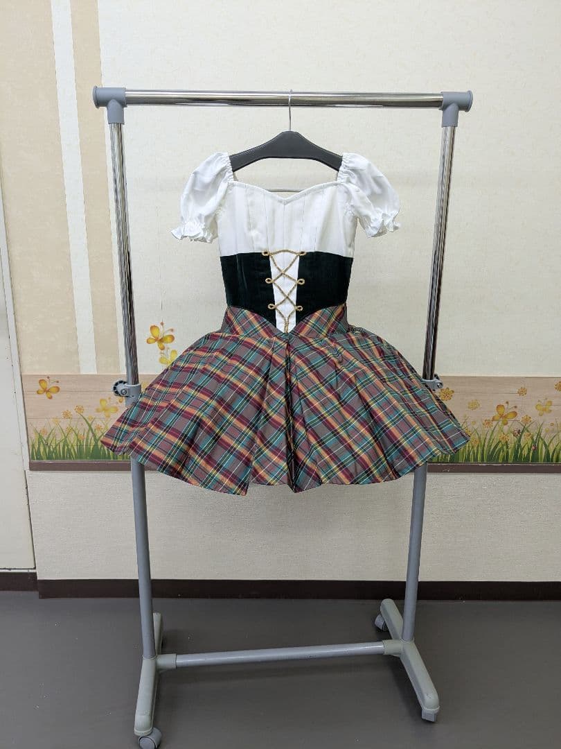 バレエチュチュ/チェック柄スカート 7着セット df005_main.jpg