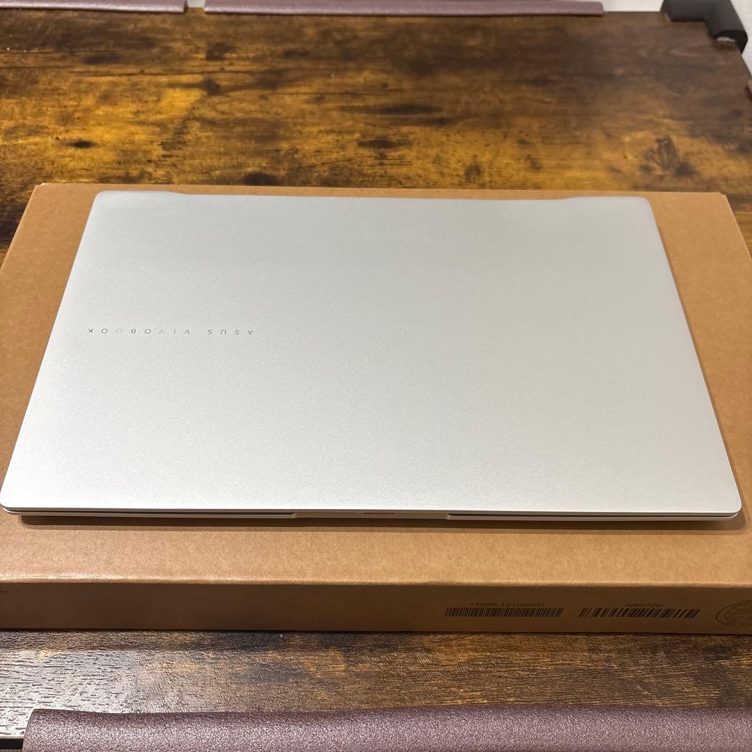 ASUS Vivobook s15 ノートPC