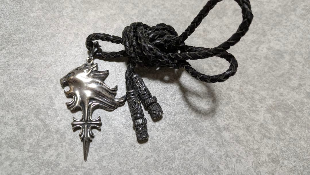 正規品　ファイナルファンタジーⅧ　スリーピング ライオンハート　ネックレス Yahoo!オークション -「スリーピングライオンハート」の落札相場・落札価格