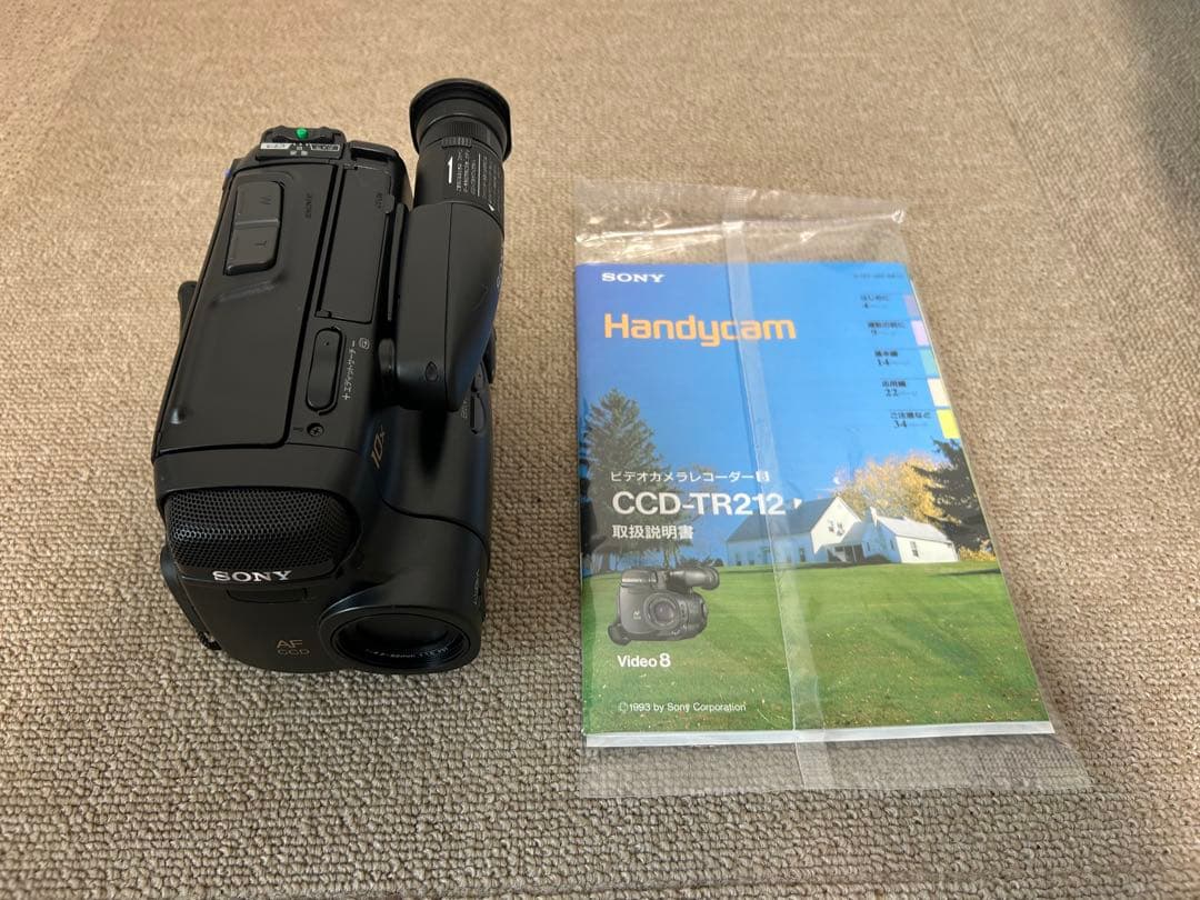 シ*ジ様 【新品未使用】SONY CCD-TR212 本体＋AC-V30充電器＋ - メルカリ