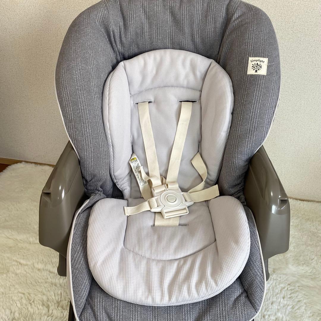 《良品》Combi コンビ ネムリラAT オートスウィング 電動ハイローチェア