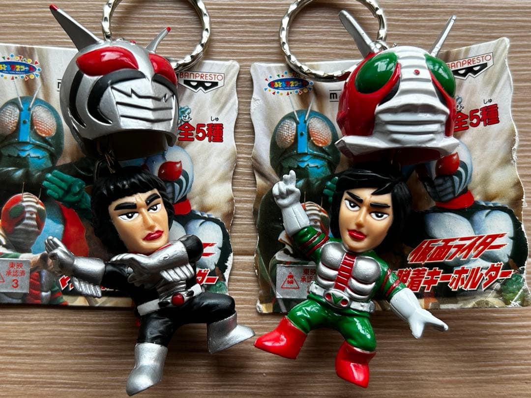 仮面ライダーマスク脱着キーホルダー全5種セット とるとるマスコット