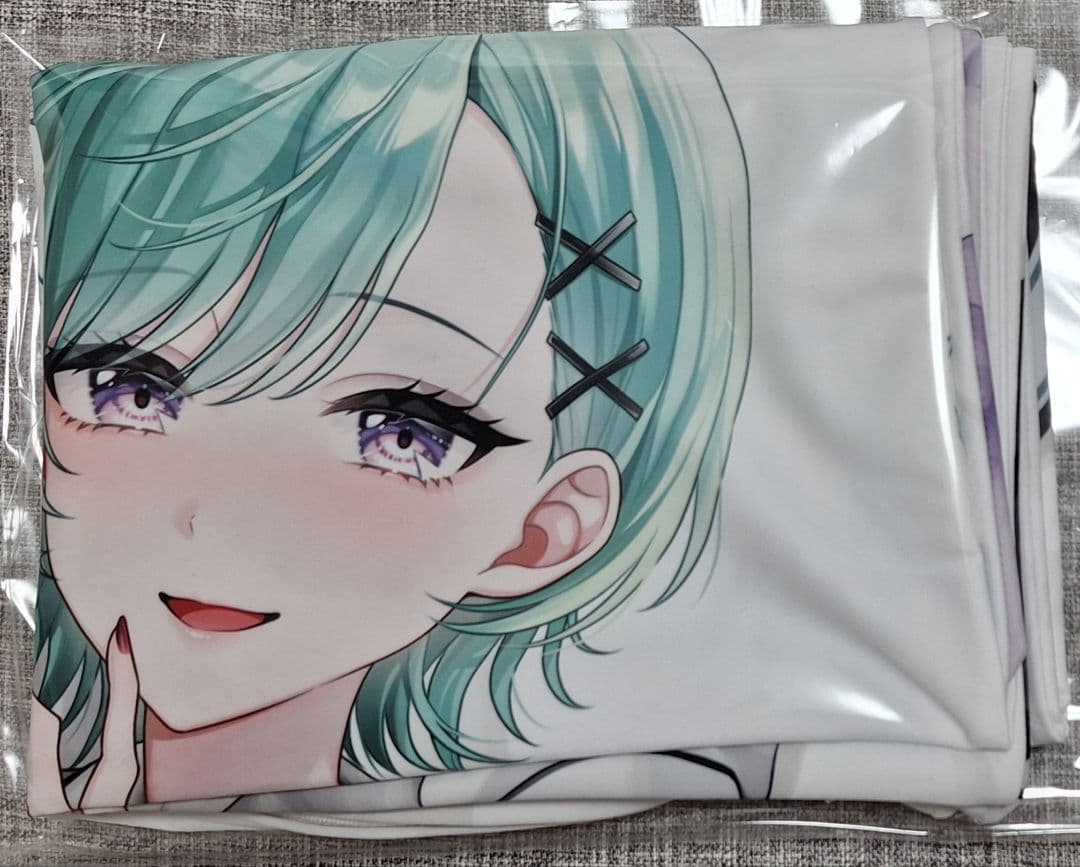 ぶいすぽっ! 八雲べに 抱き枕カバー 3周年記念2024 - メルカリ