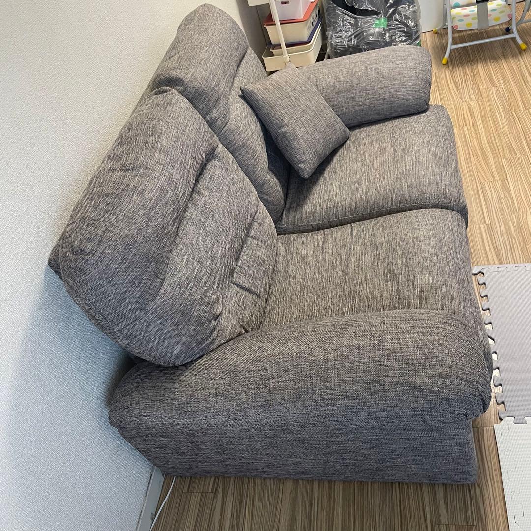 4/15.16発送予定】ニトリ 2人用布張りソファ Nポケット クッション付