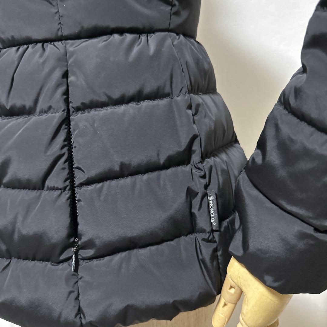 美品✨モンクレール FRAISE ダウンジャケット ペプラム ショート 黒 0