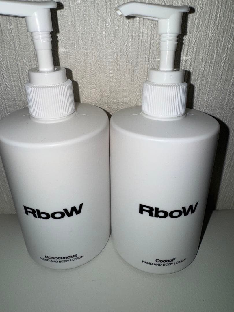 RboW MONOCHROME & Oooof ボディローション 2本セット
