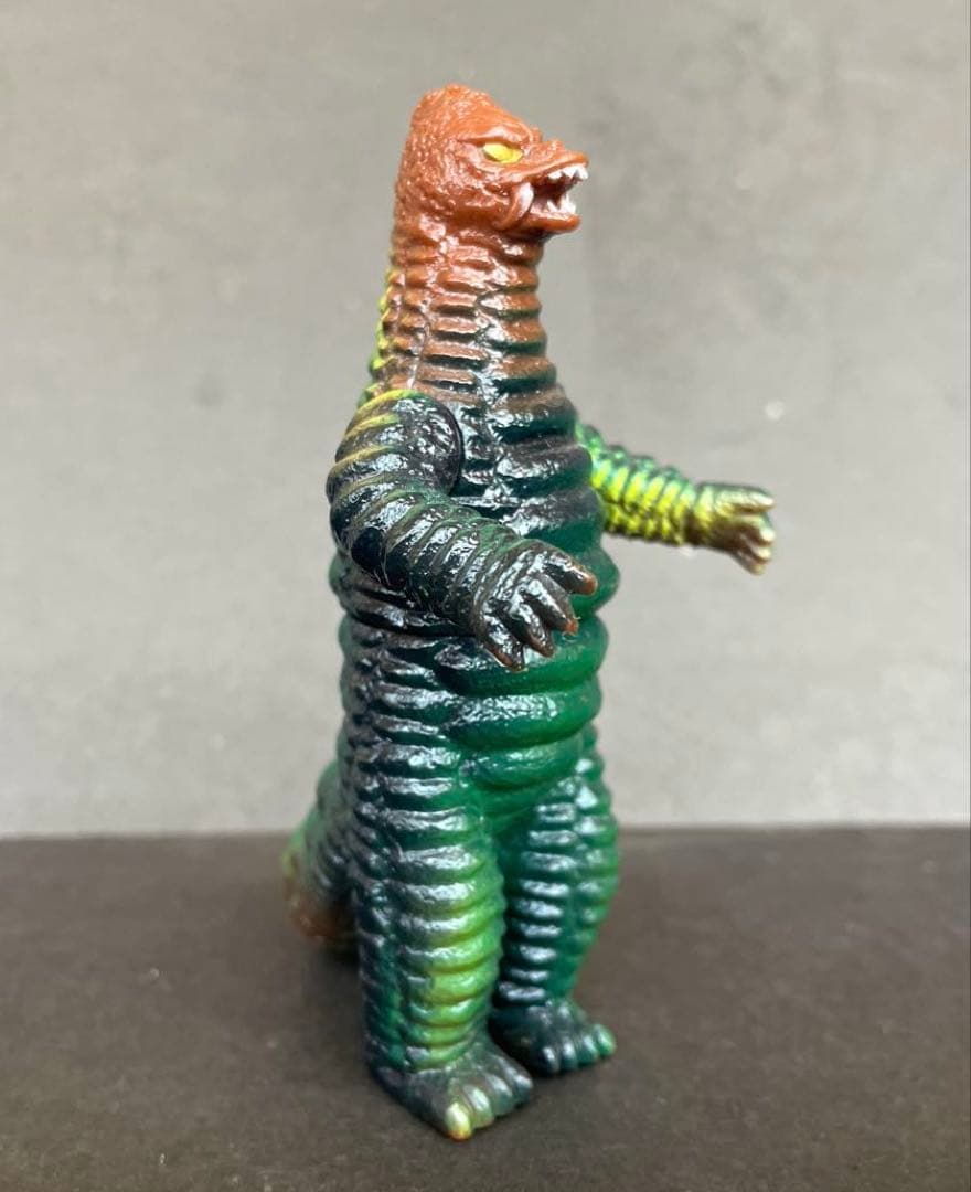 レッドキング　ポピー　硬質　ミニソフビ　開封品