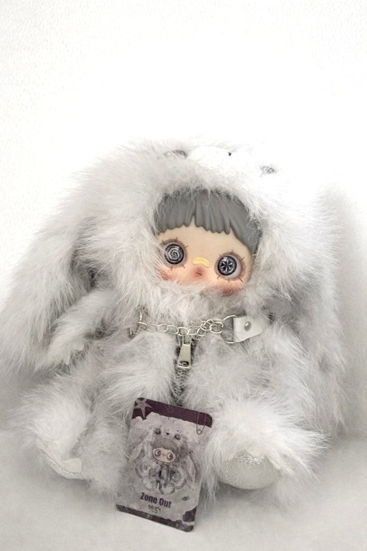 MayMei 霉霉 反逆ぬいぐるみシリーズ 400％ 白 バッグ メイメイ - メルカリ