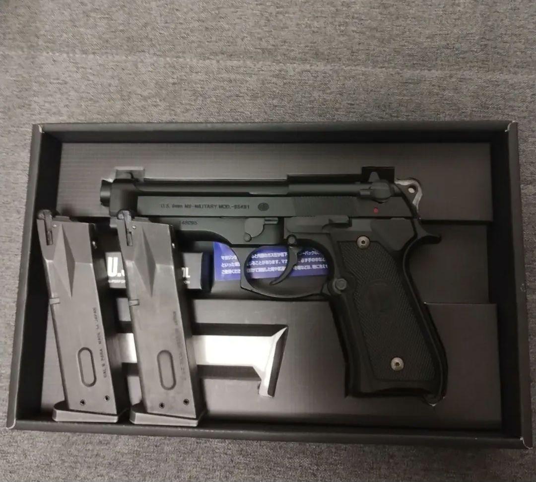 U.S. M9　東京マルイ　ガスガン　マガジン2個付き　　ベレッタ 最新型ベレッタUSM9サブマガジン付き 東京マルイ ガスブローバック