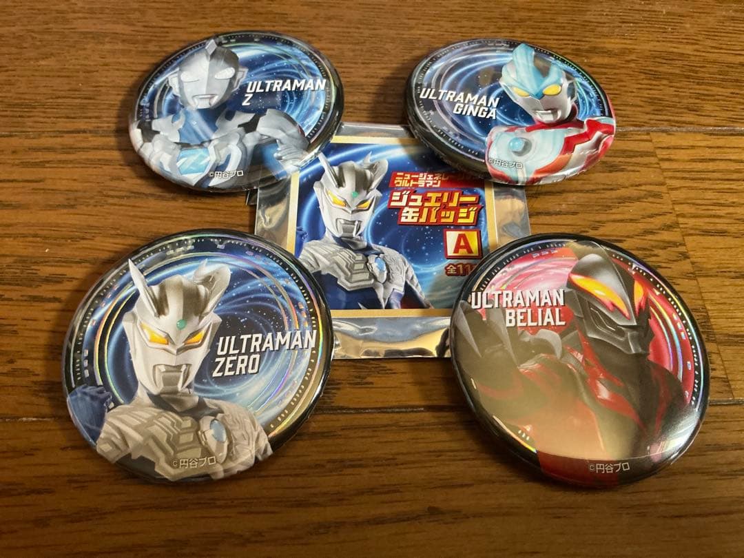 新品未使用 ニュージェネレーション ジュエリー 缶バッジ A ゼロ他 4点