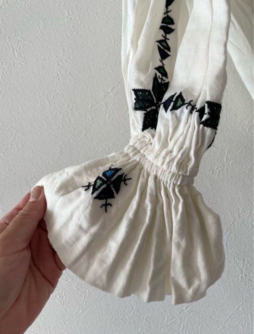 dahl'ia × 6】GATHER BLOUSE ダリア ロク - メルカリ