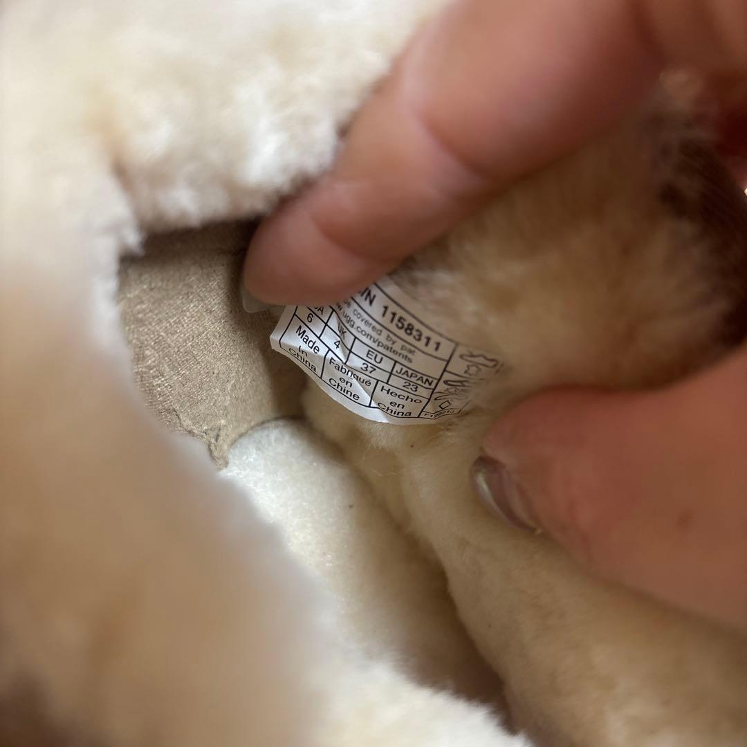 値下げ1月限定UGG 23厚底7cmふわふわムートンブーツ - メルカリ